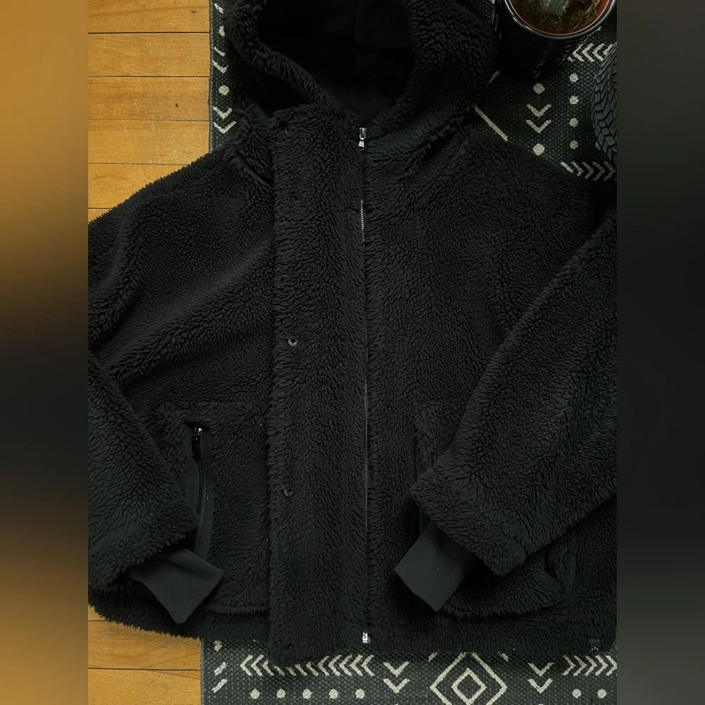 VARLEY Jacket - Picture 4 of 6